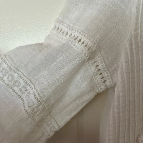 Zara Kids White Linen Peasant Blouse. Size 11-12. Beautifully made. - Picture 5 of 7